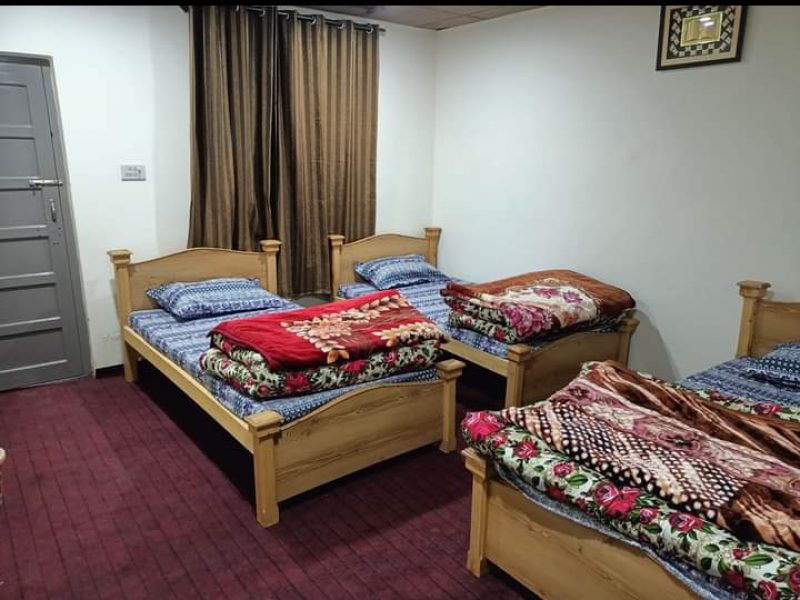 Three Beds Room